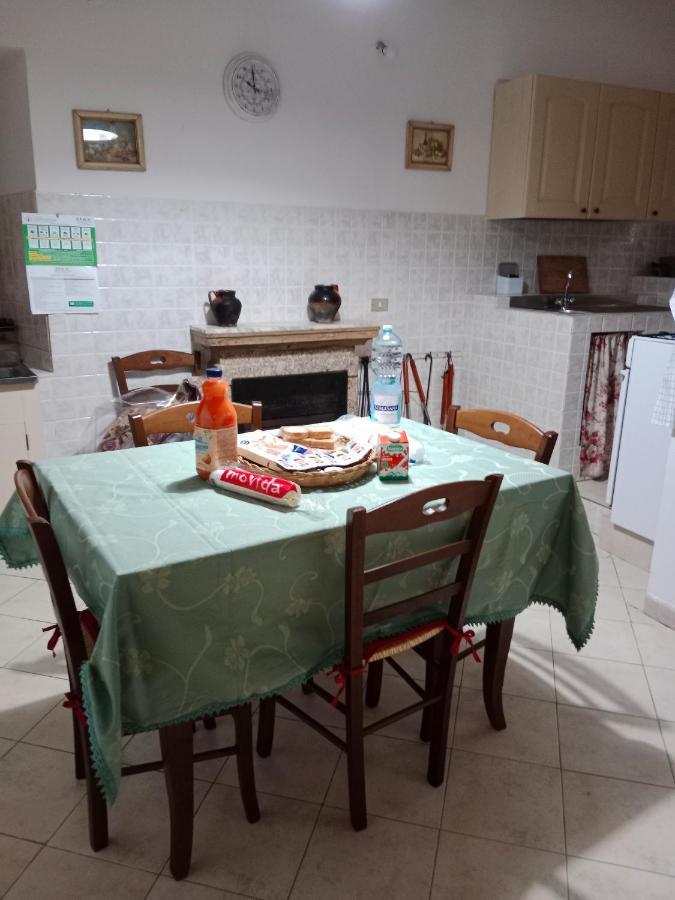 Вилла La Casa Di Zia Nina Campolattaro Экстерьер фото