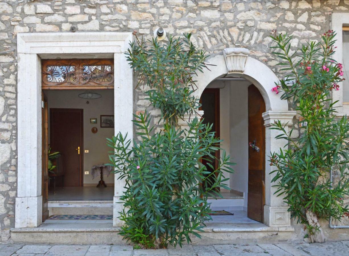 Вилла La Casa Di Zia Nina Campolattaro Экстерьер фото