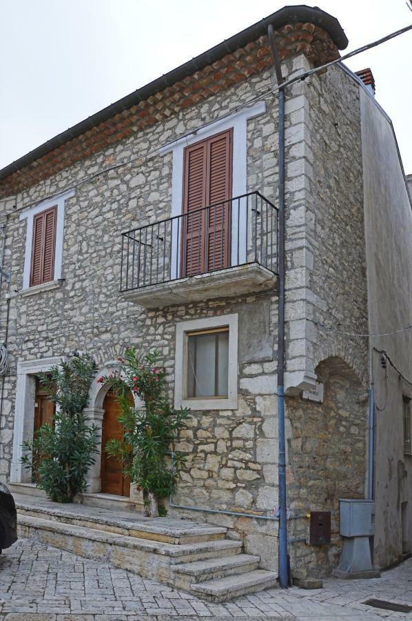 Вилла La Casa Di Zia Nina Campolattaro Экстерьер фото