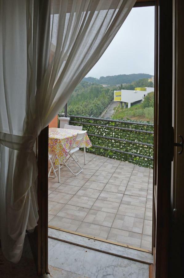 Вилла La Casa Di Zia Nina Campolattaro Экстерьер фото