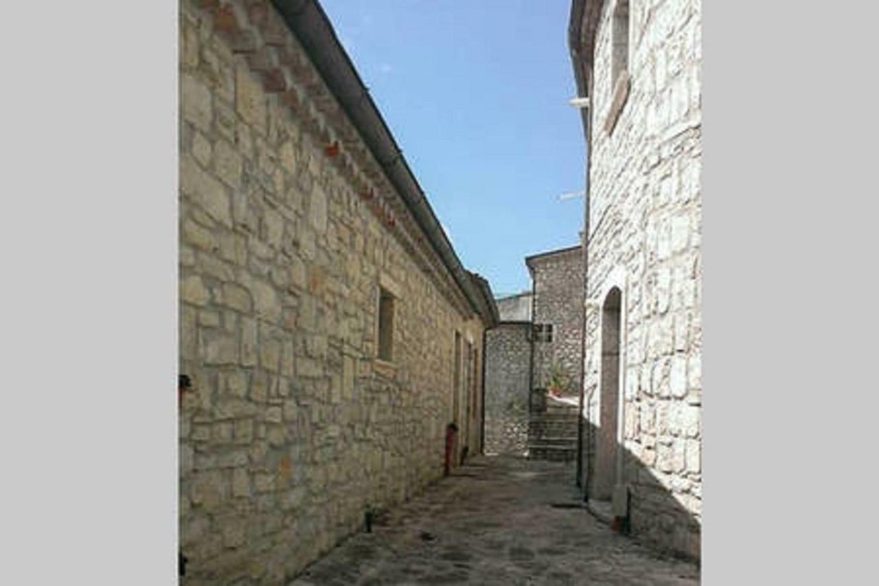 Вилла La Casa Di Zia Nina Campolattaro Экстерьер фото